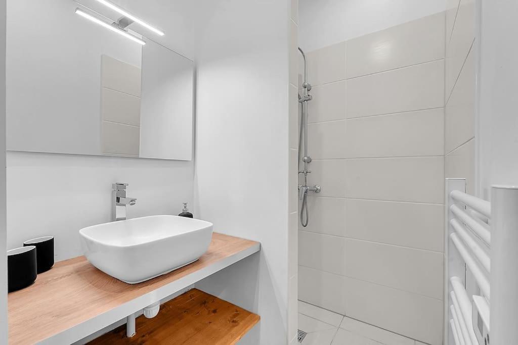 Le Cocon - T2 Cosy Hypercentre Avec Parking Apartment ตูลูส ภายนอก รูปภาพ